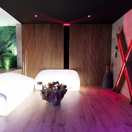 Les Secrets Rooms - Bonneval - Love Room - Spa Et Hammam Privatif 외부 사진
